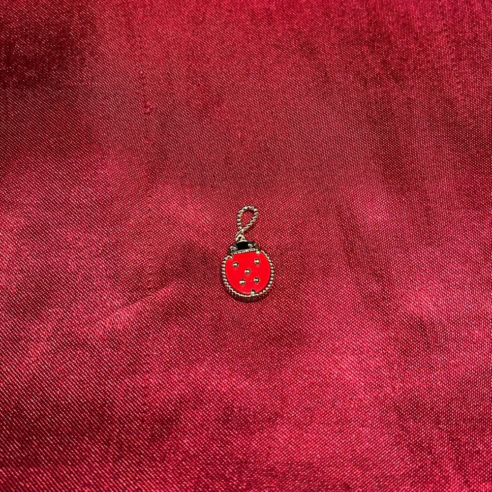 18k  Lucky Spring  lady bug vca inspired pendant.